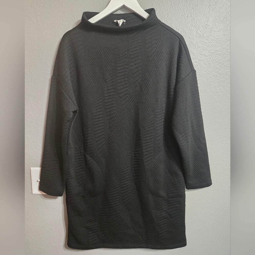Tribal Funnel Neck Black Textured Dress Size Small